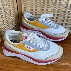 Puma Cruise Ride Bright Heights Platform Woman’s 7.5 Sneakers